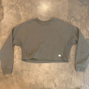 Vuori cropped sweatshirt